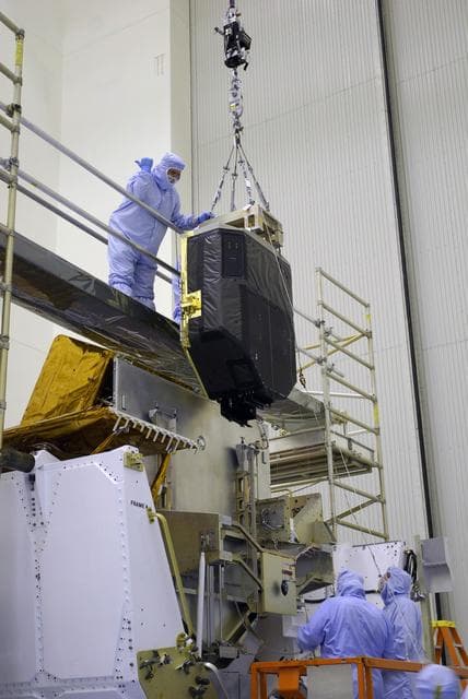 NASA image: KSC-08pd2352
