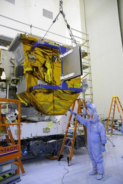 NASA image: KSC-08pd2357