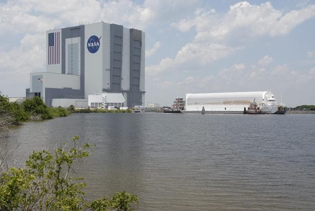 NASA image: KSC-08pd2366