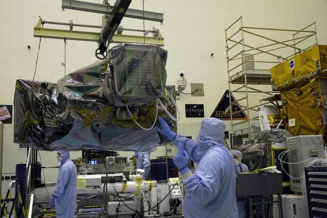 NASA image: KSC-08pd2396