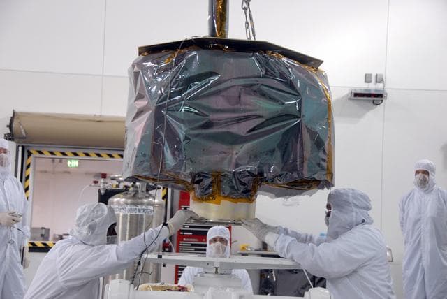 NASA image: KSC-08pd2411