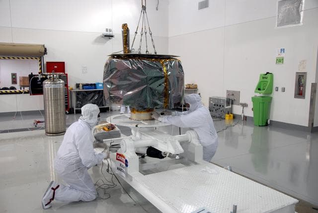 NASA image: KSC-08pd2412