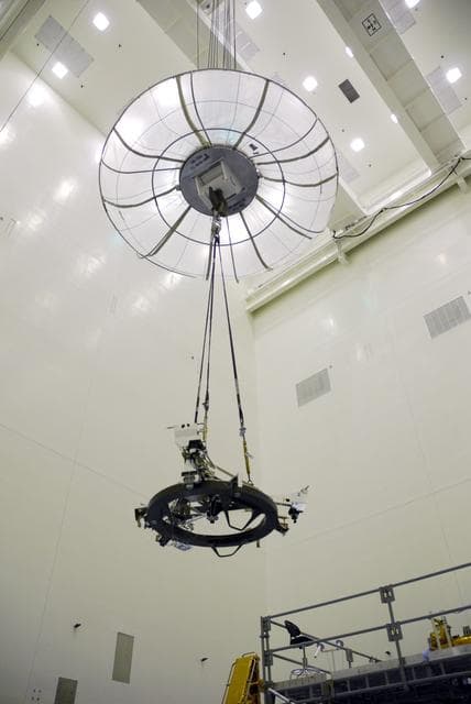 NASA image: KSC-08pd2438