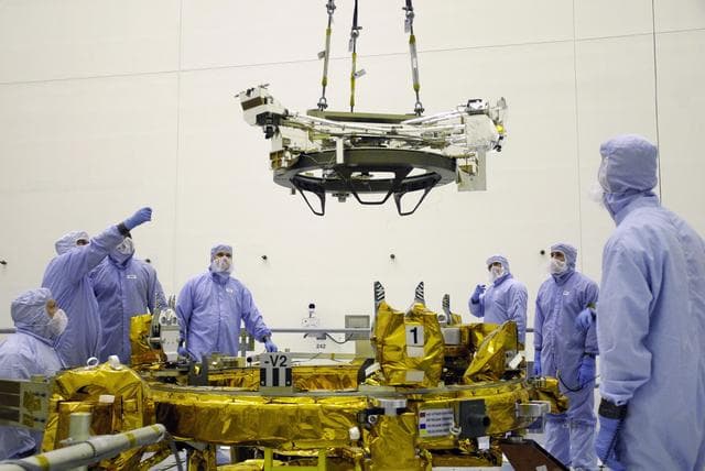NASA image: KSC-08pd2439