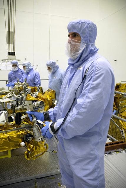 NASA image: KSC-08pd2442