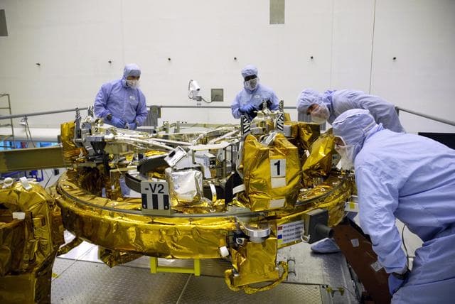 NASA image: KSC-08pd2443