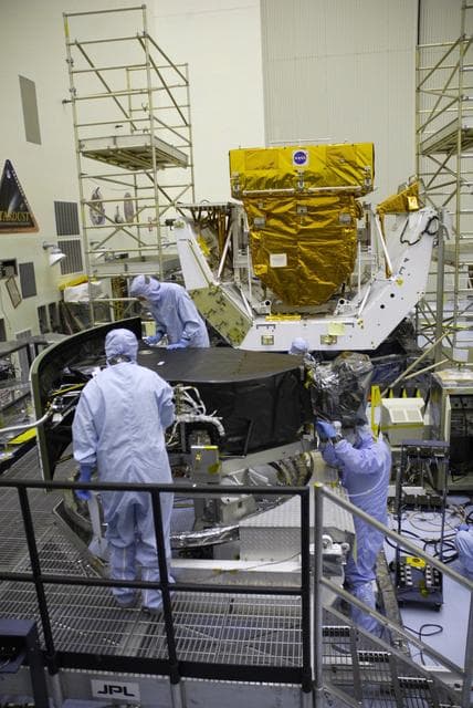 NASA image: KSC-08pd2452