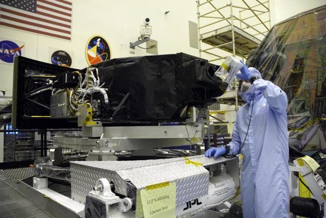 NASA image: KSC-08pd2457