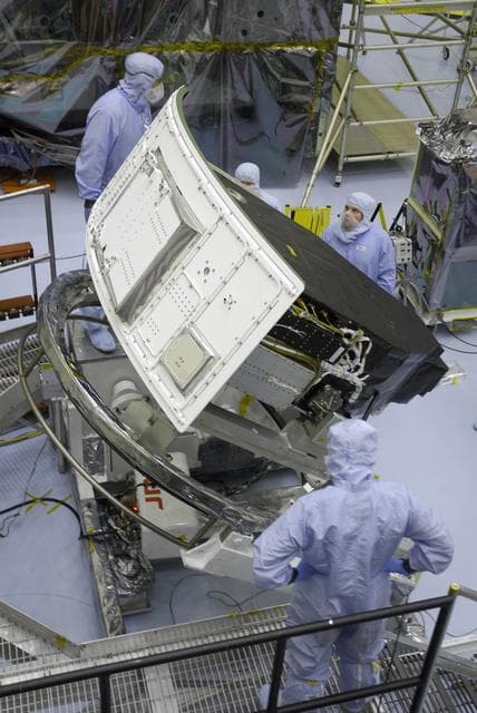NASA image: KSC-08pd2463