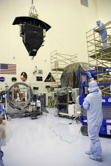 NASA image: KSC-08pd2470