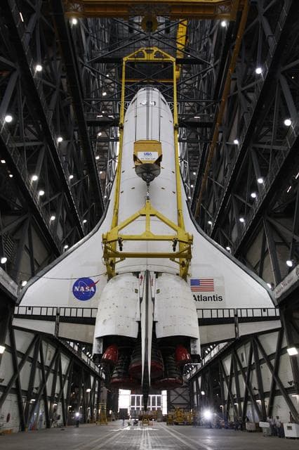 NASA image: KSC-08pd2492