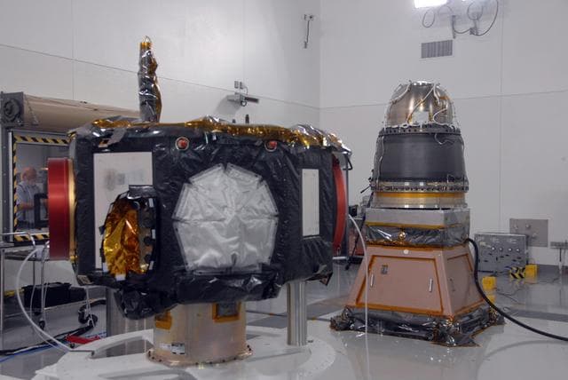 NASA image: KSC-08pd2504