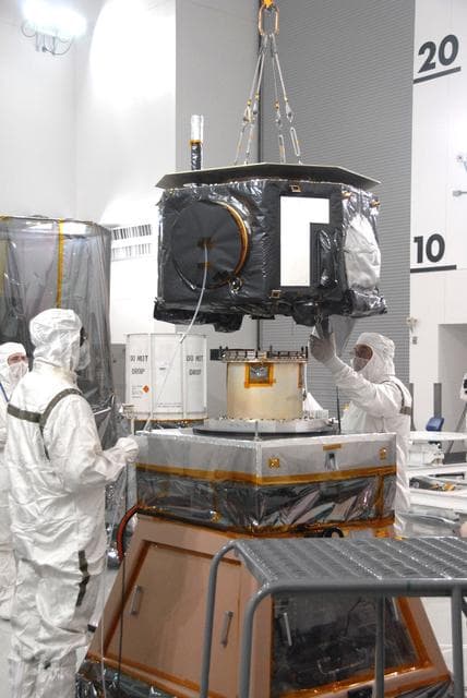 NASA image: KSC-08pd2514