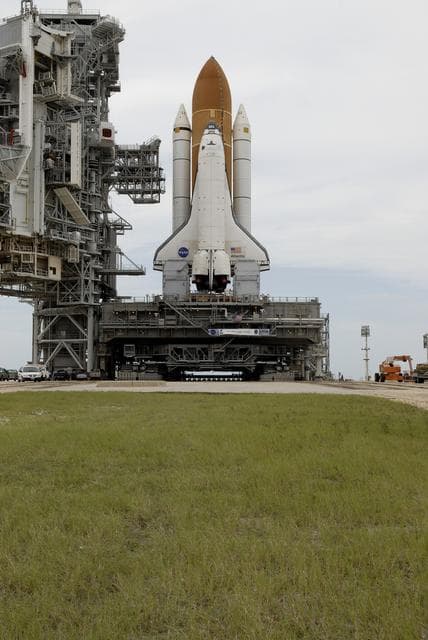 NASA image: KSC-08pd2550
