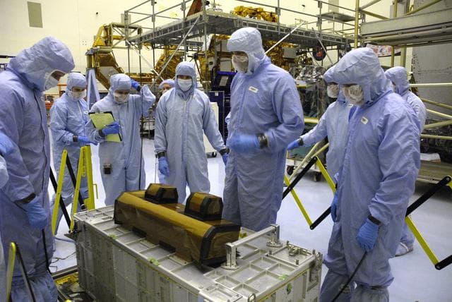 NASA image: KSC-08pd2565