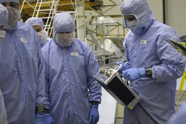 NASA image: KSC-08pd2570