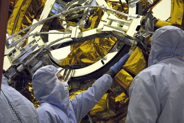 NASA image: KSC-08pd2574