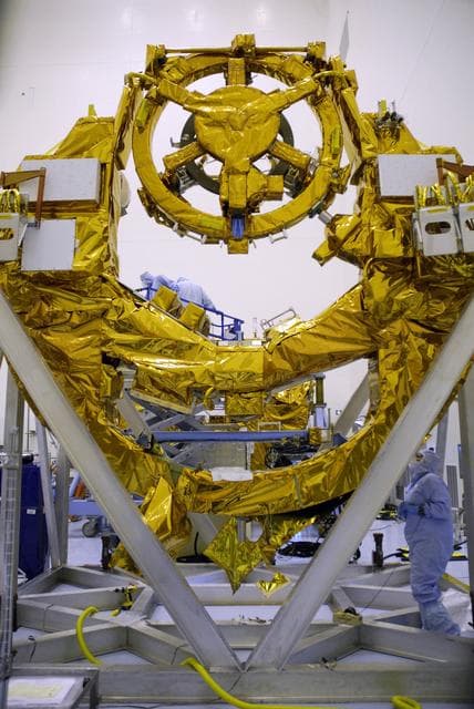 NASA image: KSC-08pd2590