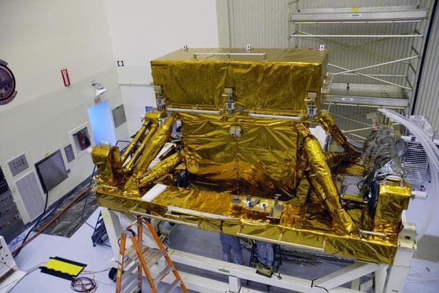 NASA image: KSC-08pd2594