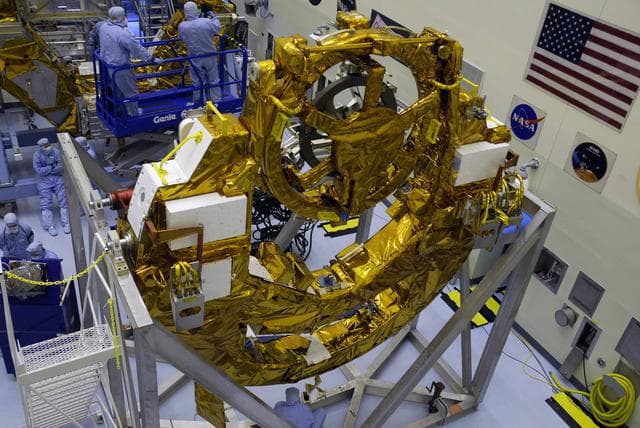NASA image: KSC-08pd2595