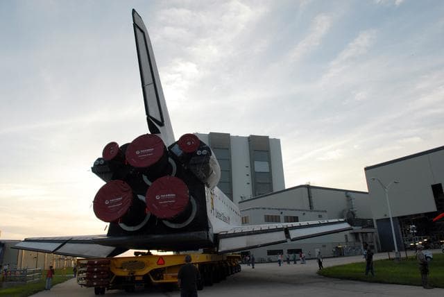 NASA image: KSC-08pd2599