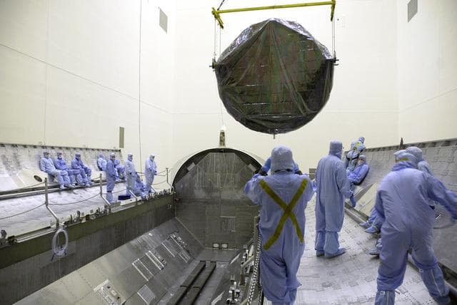 NASA image: KSC-08pd2631