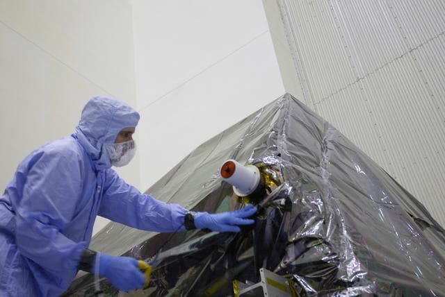 NASA image: KSC-08pd2642