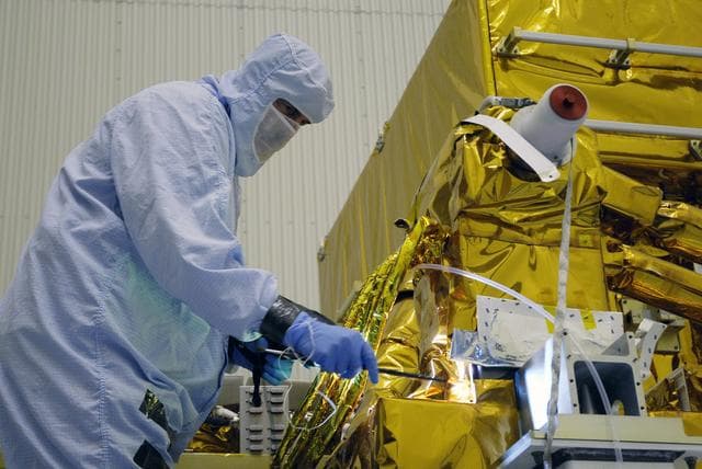 NASA image: KSC-08pd2648