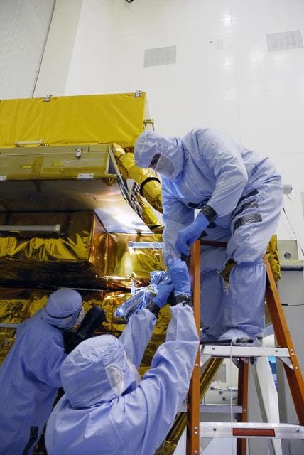 NASA image: KSC-08pd2650
