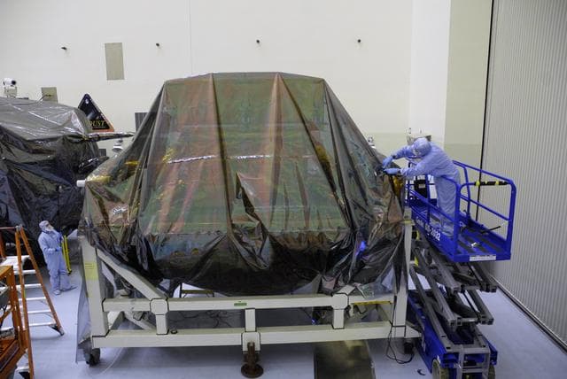 NASA image: KSC-08pd2657