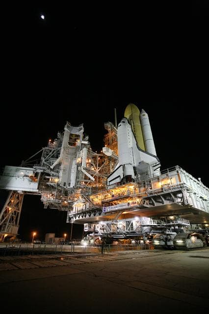 NASA image: KSC-08pd2673