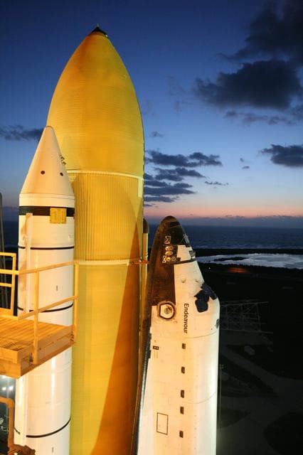 NASA image: KSC-08pd2676