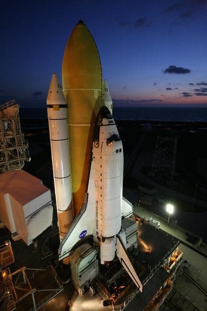 NASA image: KSC-08pd2677