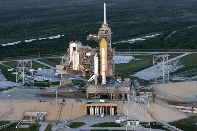NASA image: KSC-08pd2687