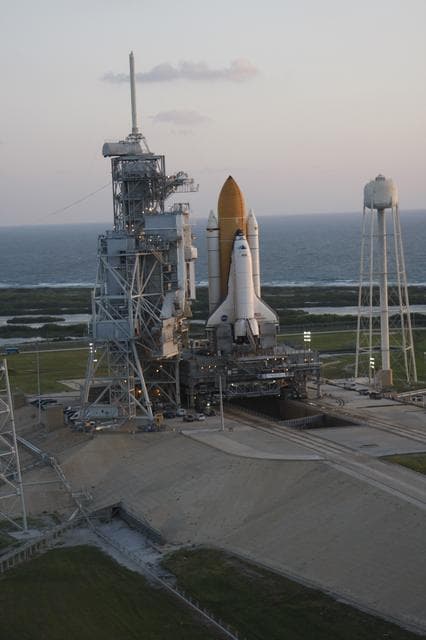 NASA image: KSC-08pd2691