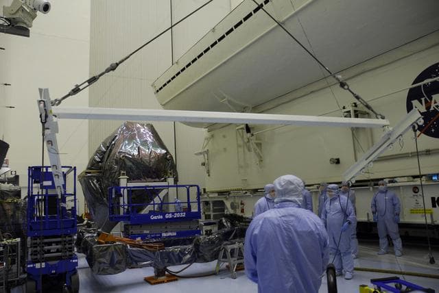 NASA image: KSC-08pd2718