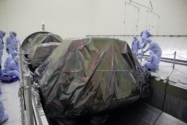 NASA image: KSC-08pd2725