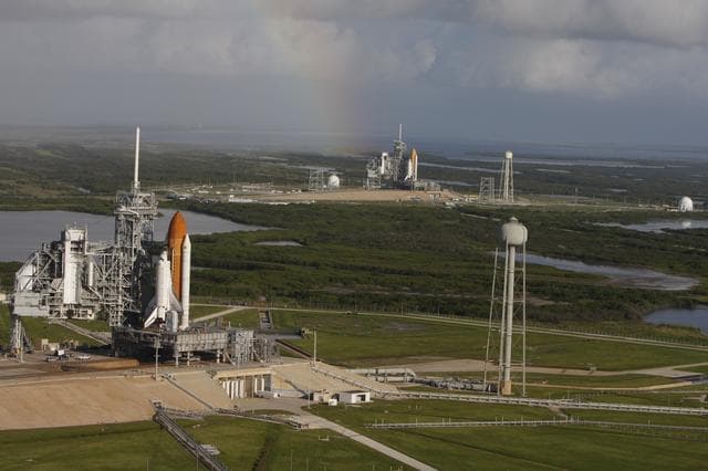 NASA image: KSC-08pd2733