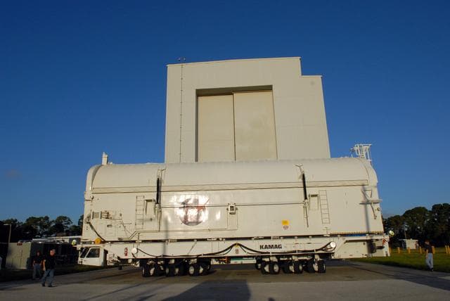 NASA image: KSC-08pd2740