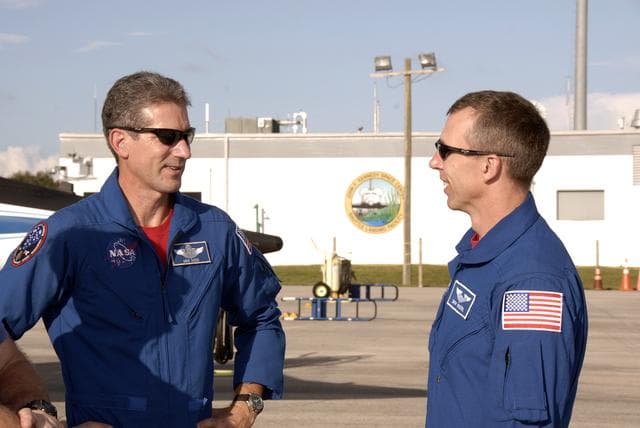 NASA image: KSC-08pd2747