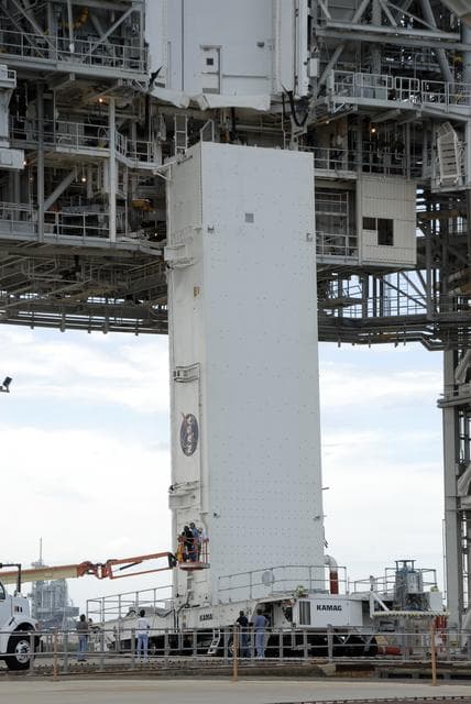 NASA image: KSC-08pd2758