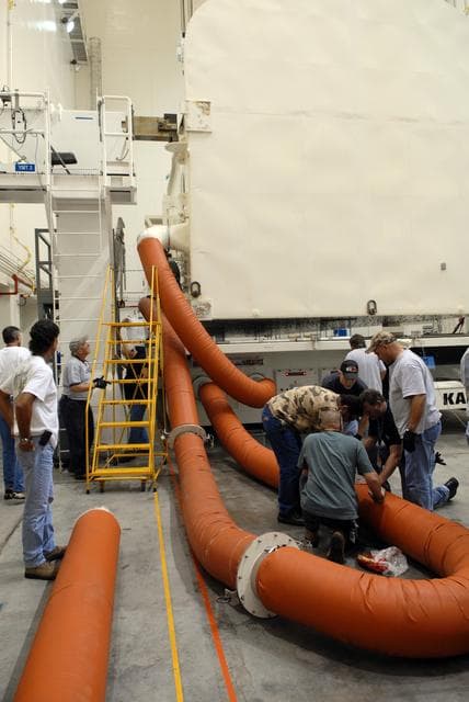 NASA image: KSC-08pd2770