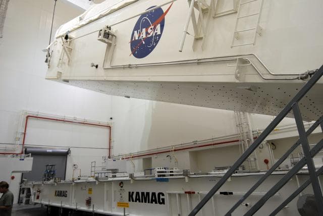 NASA image: KSC-08pd2776