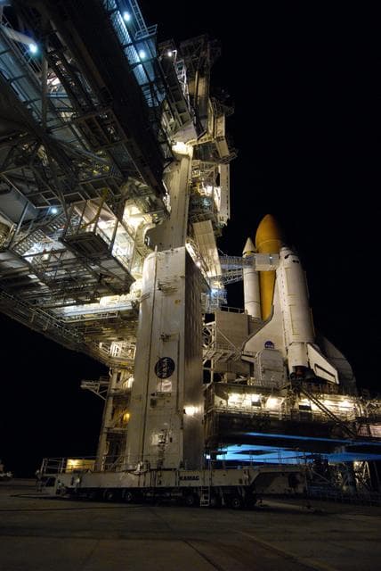 NASA image: KSC-08pd2795