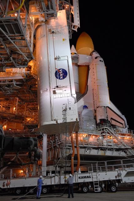 NASA image: KSC-08pd2797
