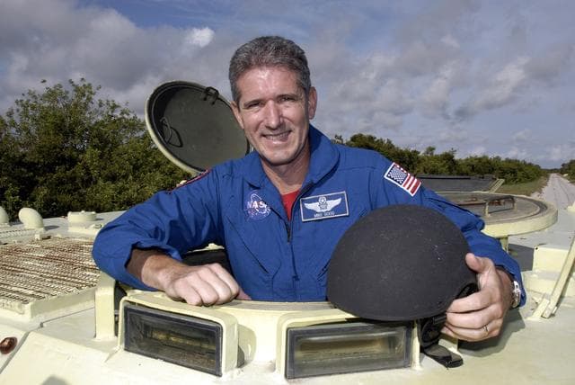 NASA image: KSC-08pd2808
