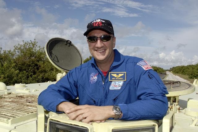 NASA image: KSC-08pd2818