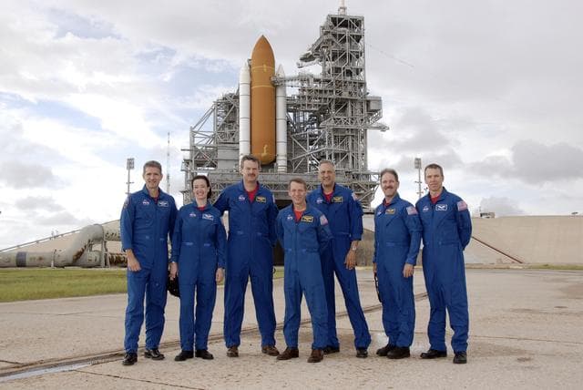 NASA image: KSC-08pd2843
