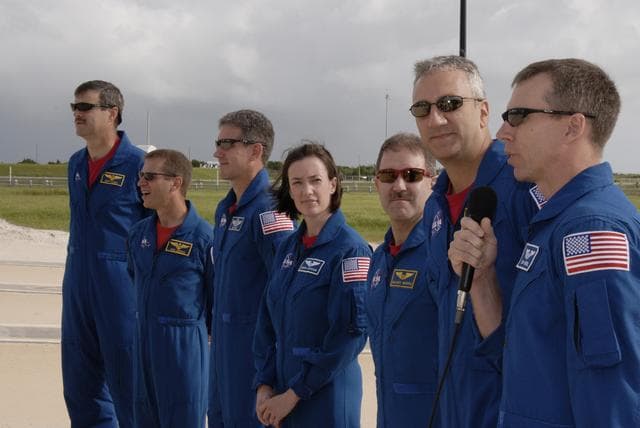 NASA image: KSC-08pd2850