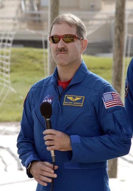 NASA image: KSC-08pd2852